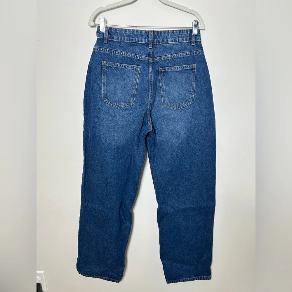 PrettyLittleThing Blue Boyfriend Jeans - Picture 3 of 3